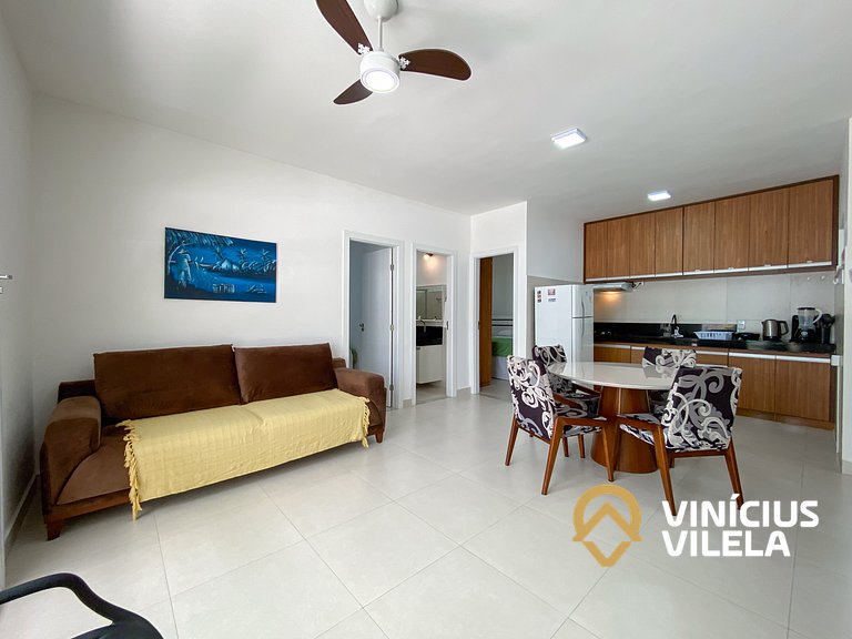 Apto Térreo com 2 quartos (ambos com ar split), sendo 1 suít