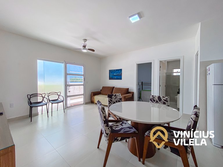 Apto Térreo com 2 quartos (ambos com ar split), sendo 1 suít