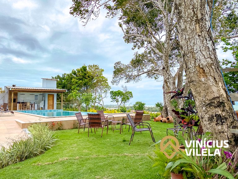 Casa duplex com 3 quartos, sendo 2 suítes a aproximadamente