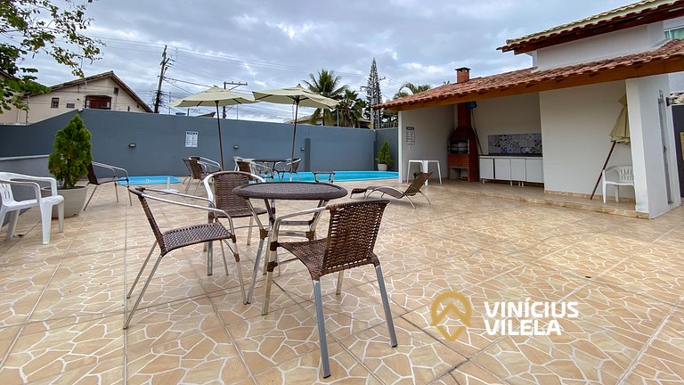 Apartamento 2Q no condomínio Vila Tropical, a uma quadra da