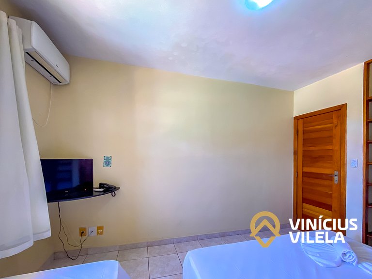 Flat 1 com quarto frente praia de Taperapuã