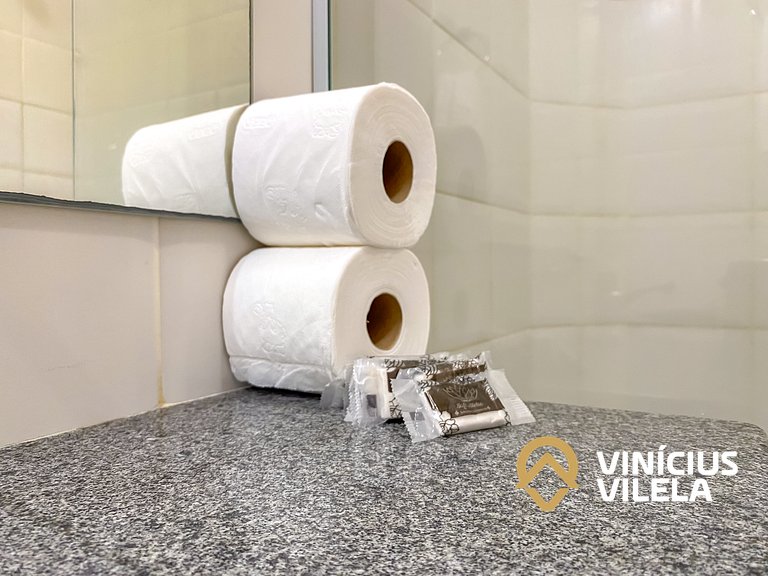 Flat 1 com quarto frente praia de Taperapuã