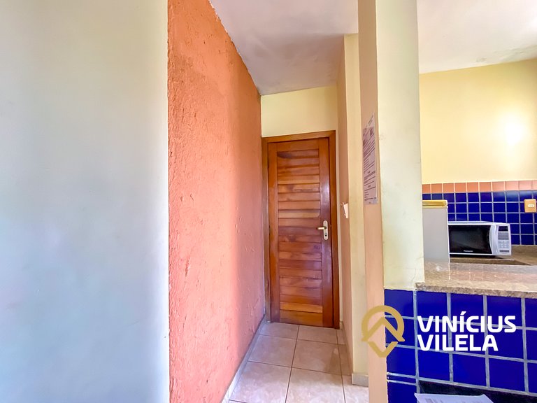 Flat 1 com quarto frente praia de Taperapuã