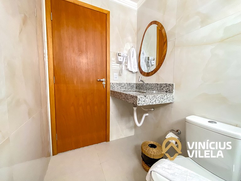 Apê Térreo 2Q prox. a praia de Taperapuã (Axé Moi)