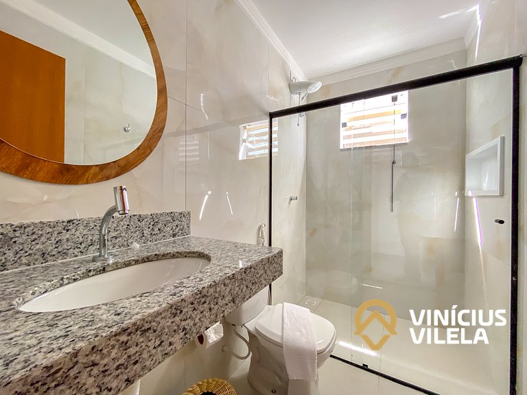 Apê Térreo 2Q prox. a praia de Taperapuã (Axé Moi)