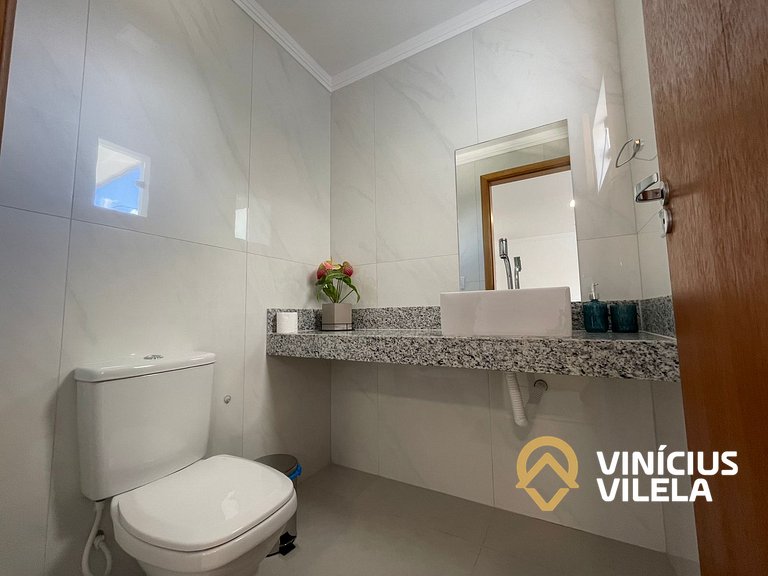 Apê com 3Q prox. a praia de Taperapuã (Axé Moi)