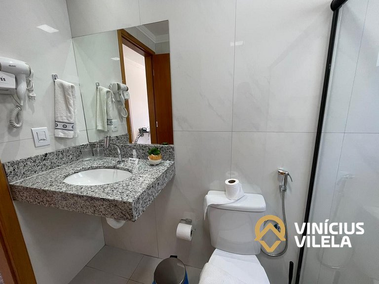 Apê com 3Q prox. a praia de Taperapuã (Axé Moi)