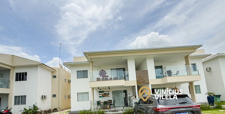 Apê 3Q Frente a praia do Mutá cond. com piscina