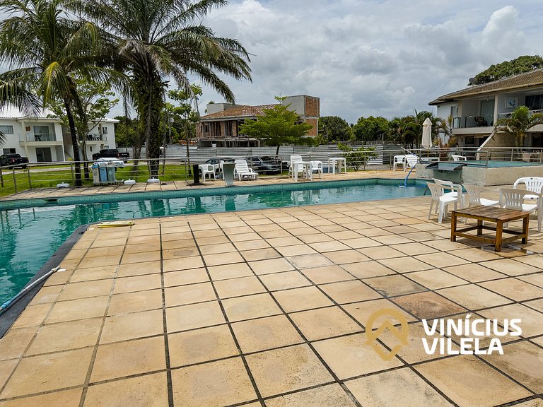 Apê 3Q Frente a praia do Mutá cond. com piscina