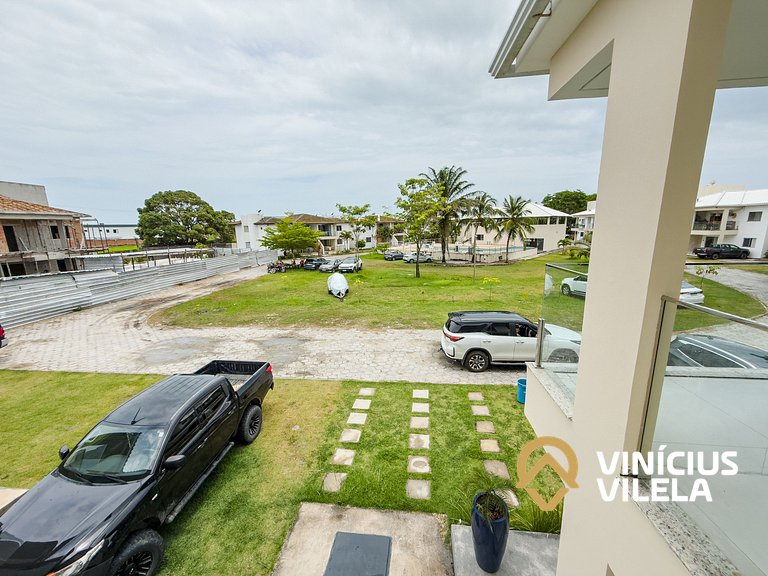 Apê 3Q Frente a praia do Mutá cond. com piscina