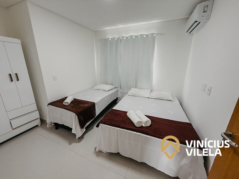 Apê 3Q Frente a praia do Mutá cond. com piscina