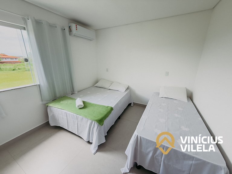 Apê 3Q Frente a praia do Mutá cond. com piscina