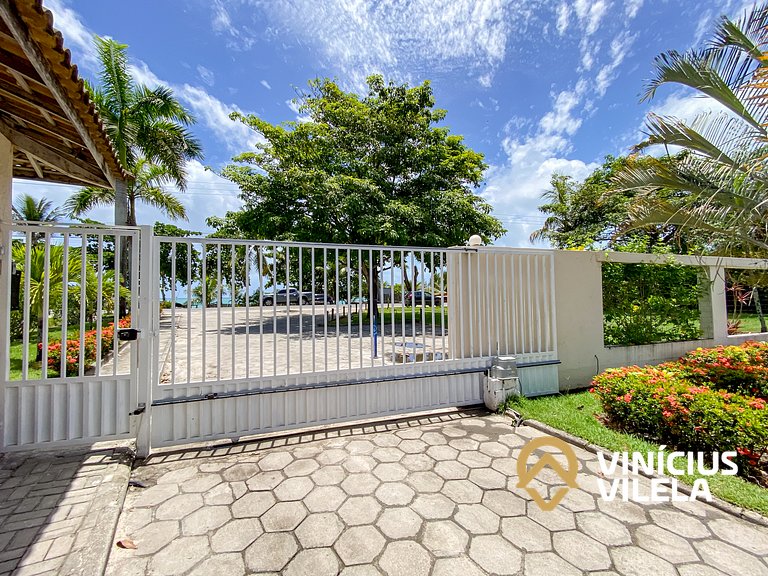 Apê 3Q Frente a praia do Mutá cond. com piscina