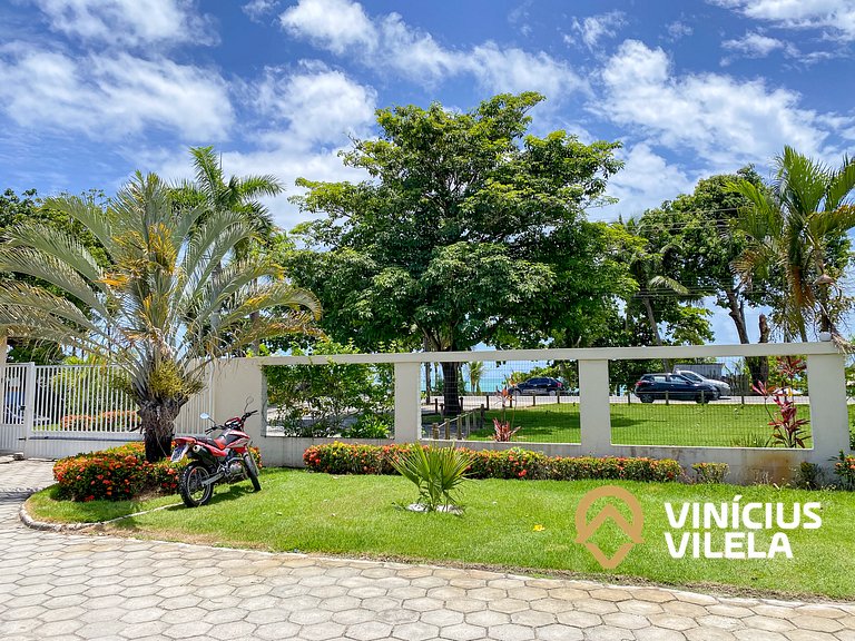 Apê 3Q Frente a praia do Mutá cond. com piscina