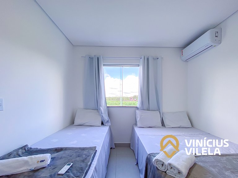 Apê 3Q Frente a praia do Mutá cond. com piscina