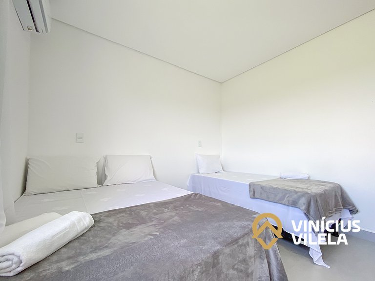 Apê 3Q Frente a praia do Mutá cond. com piscina