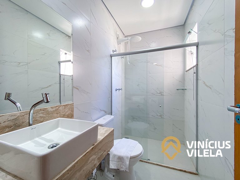 Apê 3Q Frente a praia do Mutá cond. com piscina