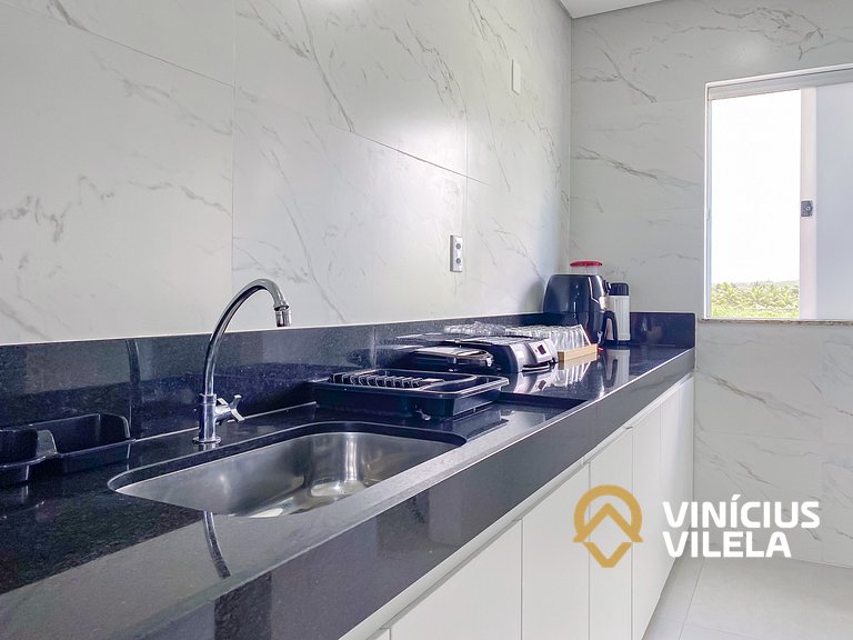 Apê 3Q Frente a praia do Mutá cond. com piscina