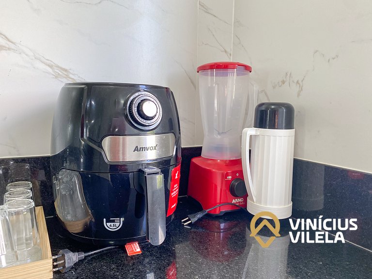 Apê 3Q Frente a praia do Mutá cond. com piscina