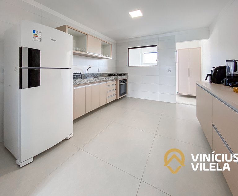 Apê com 3Q prox. a praia de Taperapuã (Axé Moi)