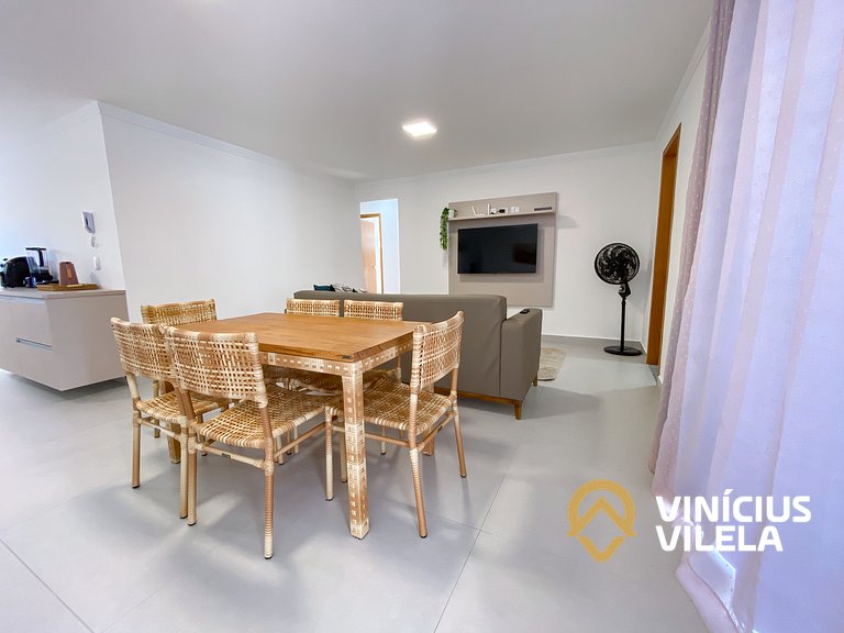 Apê com 3Q prox. a praia de Taperapuã (Axé Moi)