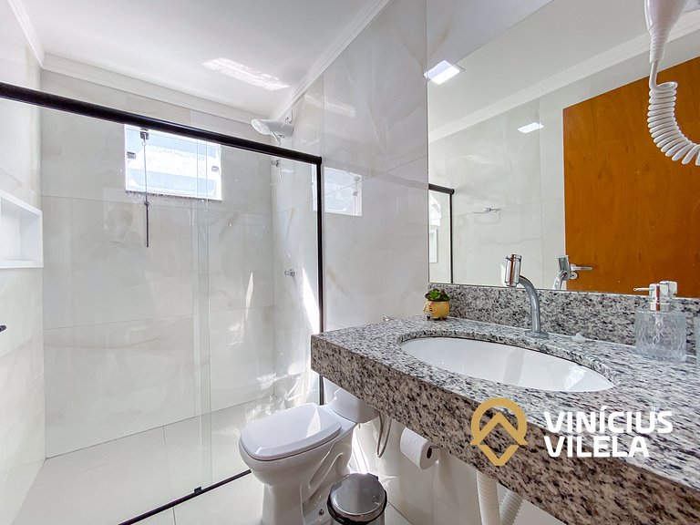 Apê com 3Q prox. a praia de Taperapuã (Axé Moi)