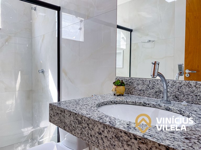 Apê com 3Q prox. a praia de Taperapuã (Axé Moi)