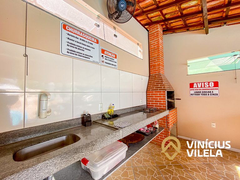 Condomínio com Piscina, Área Gourmet e Garagem a 800m da Pra