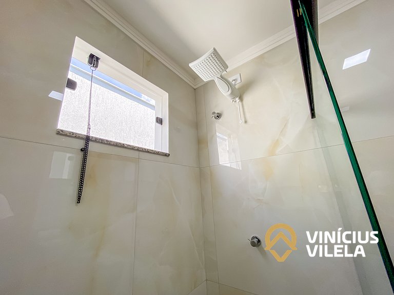 Apê Térreo 2Q prox. a praia de Taperapuã (Axé Moi)