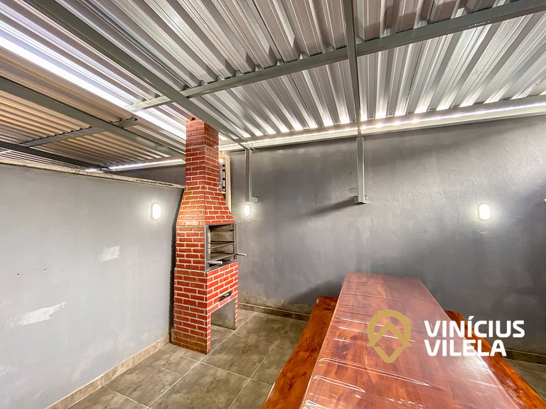 Casa Individual com 2 suítes, cozinha completa, Internet pri