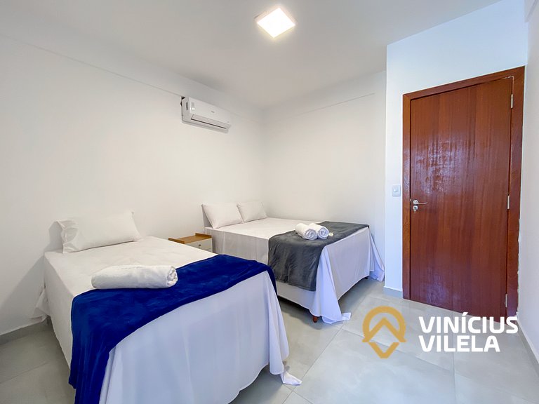 Apto 2(Q), próx a praia de Taperapuã.