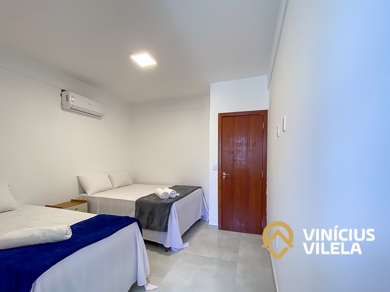 Apto 2(Q), próx a praia de Taperapuã.