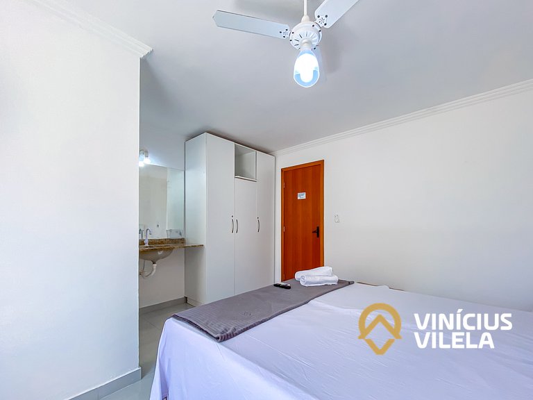 Flat 1 suíte, sala climatizada praia de Taperapuã