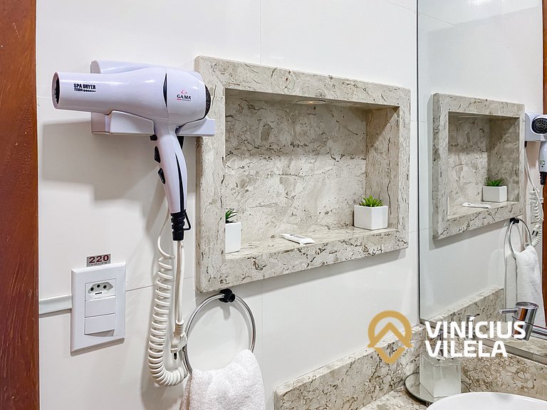 Duplex a 80m da Praia de Taperapuã - Piscina- WIFI