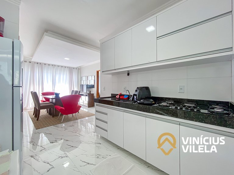 Apartamento com vista para o mar, 2 quartos, sendo 1 suíte,