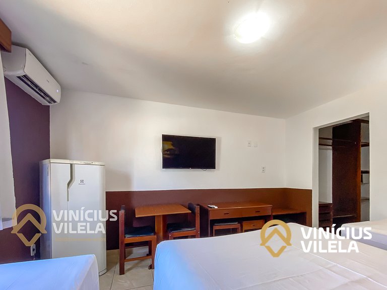 Suiíte com ar , frigobar proximo ao axé Moi