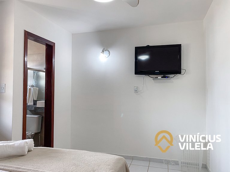 Casa com 3 suítes ambas com ar condicionado e TV, sala clima