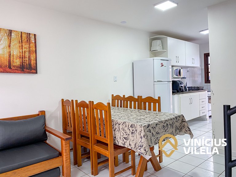 Casa com 3 suítes ambas com ar condicionado e TV, sala clima