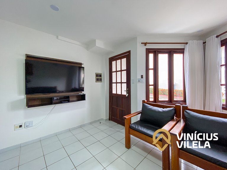 Casa com 3 suítes ambas com ar condicionado e TV, sala clima