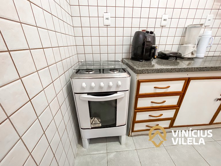 Apartamento frente mar em Taperapuã com piscina