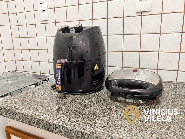 Apto pav. superior 1 quarto frente praia Taperapuã