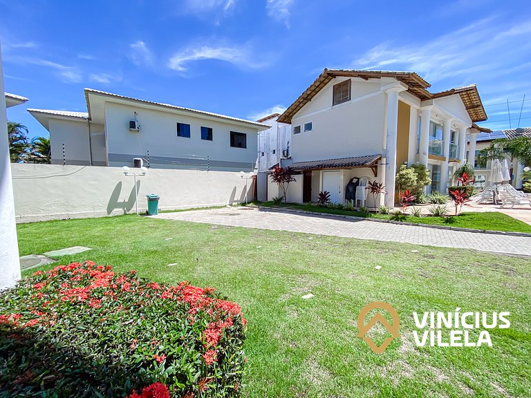 Flat térreo com 1Q a aprox. 400m Praia Taperapuã