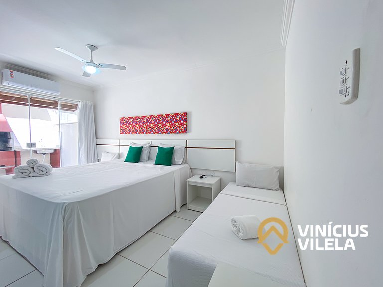 Flat térreo com 1Q a aprox. 400m Praia Taperapuã