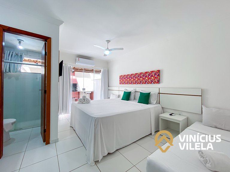 Flat térreo com 1Q a aprox. 400m Praia Taperapuã