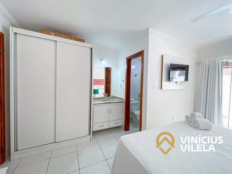 Flat térreo com 1Q a aprox. 400m Praia Taperapuã