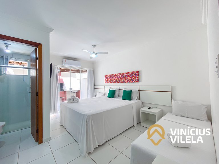 Flat térreo com 1Q a aprox. 400m Praia Taperapuã