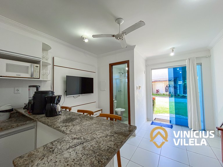 Flat térreo com 1Q a aprox. 400m Praia Taperapuã