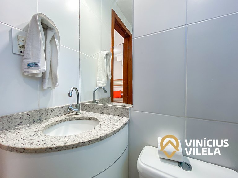 Flat térreo com 1Q a aprox. 400m Praia Taperapuã