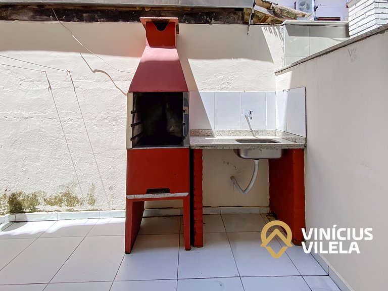 Flat térreo com 1Q a aprox. 400m Praia Taperapuã