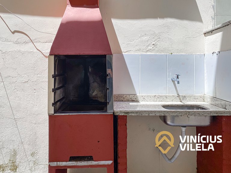 Flat térreo com 1Q a aprox. 400m Praia Taperapuã